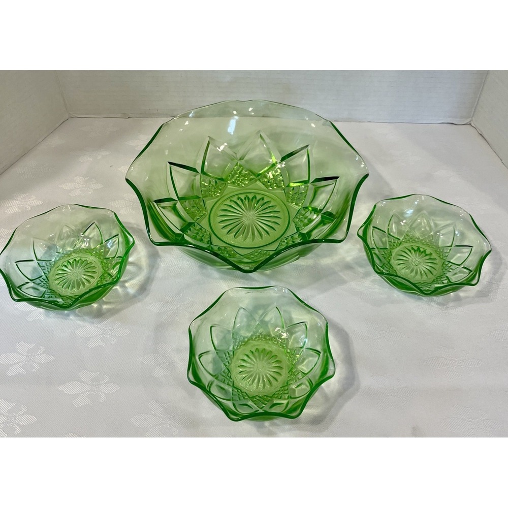 Vintage Hazel Atlas Diamond Arches Glass Set Green 4 Piece Set